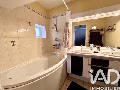 Maison - 131 m² - 6 pièces