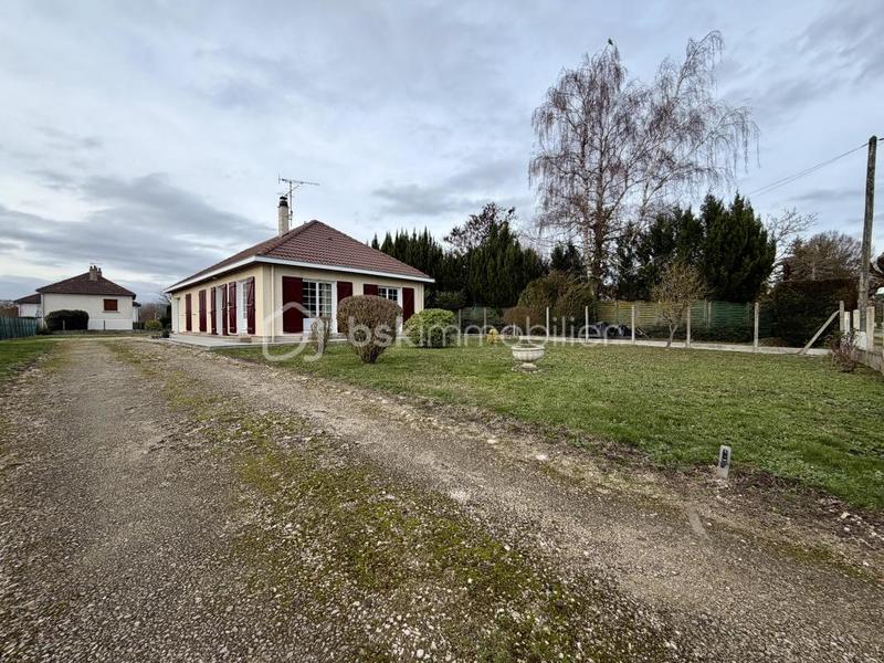 Maison - 97 m² - 4 pièces