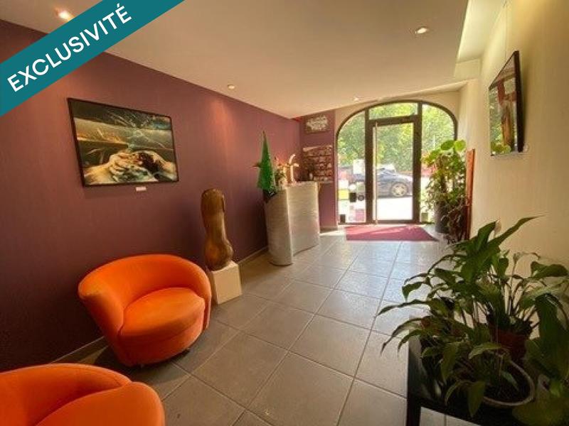 Local commercial - 284 m²