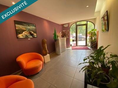 Local commercial - 284 m²