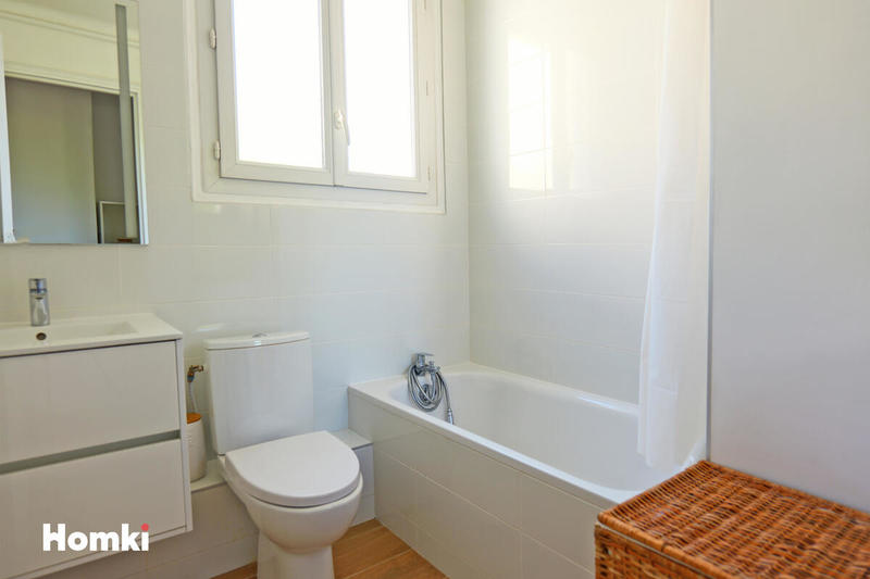 Appartement - 100 m² - 4 pièces