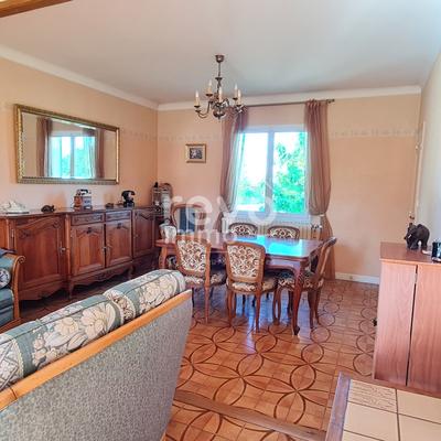 Maison - 110 m² - 5 pièces