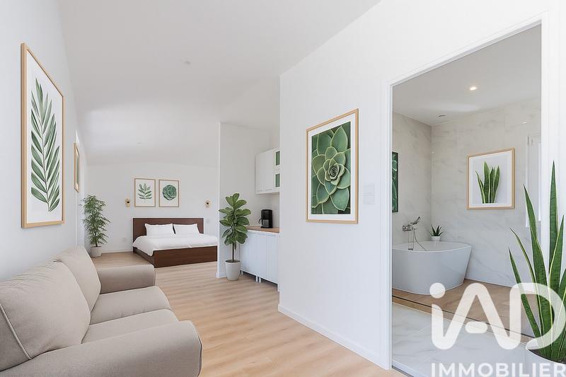 Maison - 216 m² - 7 pièces