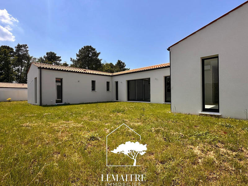 Maison - 143 m² - 5 pièces