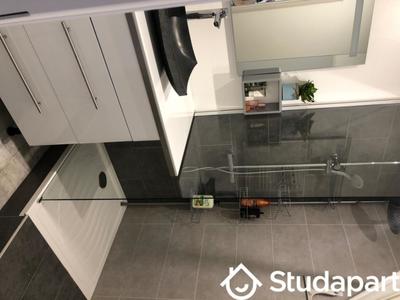 Chambre - 14 m² - 1 pièce