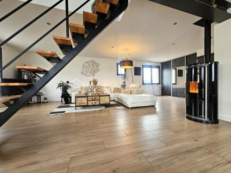 Maison - 140 m² - 4 pièces