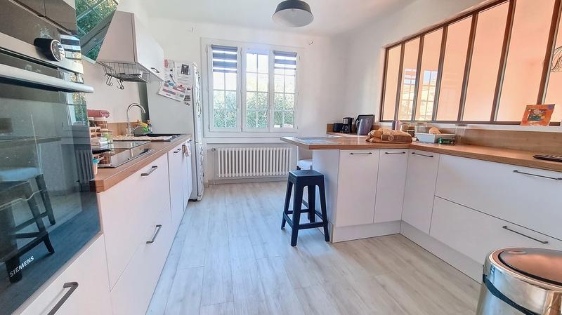 Maison - 167 m² - 6 pièces