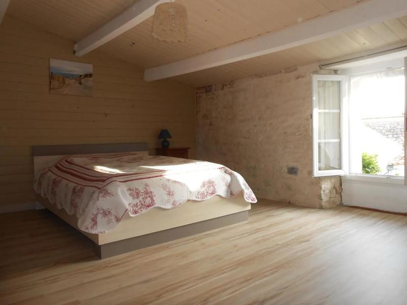 Propriété - 148 m² - 6 pièces