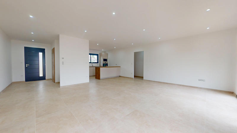 Maison - 95 m² - 4 pièces