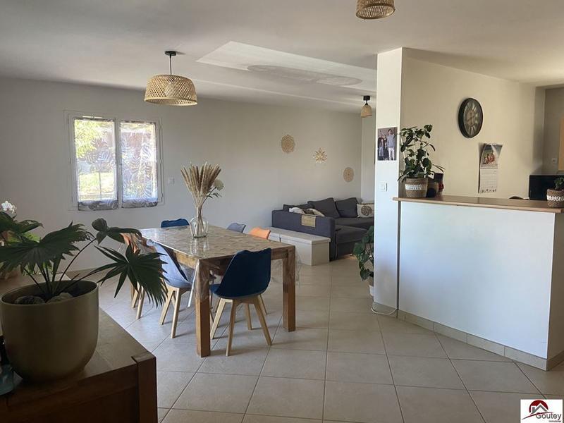 Maison - 114 m² - 5 pièces