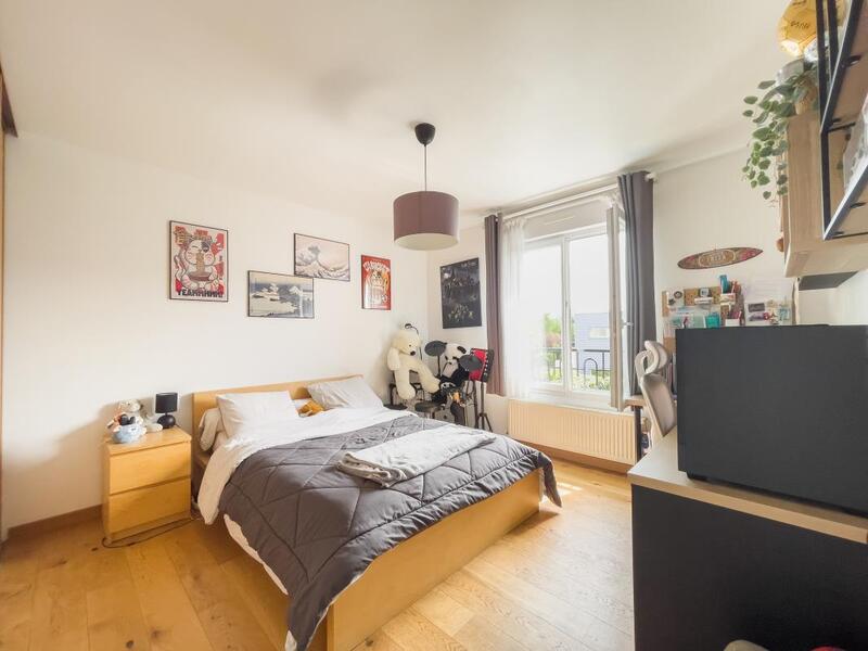 Pavillon - 156 m² - 5 pièces