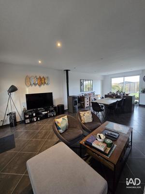 Maison - 93 m² - 4 pièces