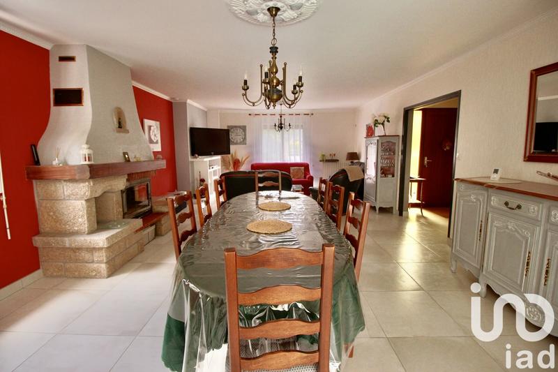 Maison - 163 m² - 8 pièces