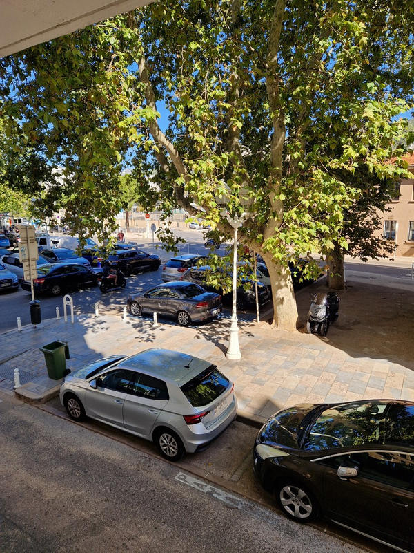 Appartement - 93 m² - 3 pièces