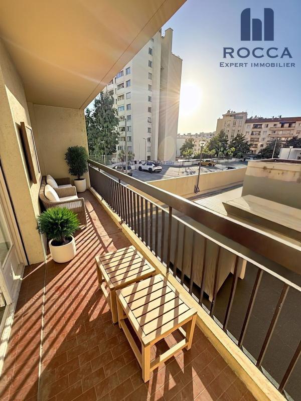 Appartement - 70 m² - 3 pièces