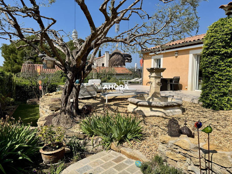 Maison - 165 m² - 6 pièces