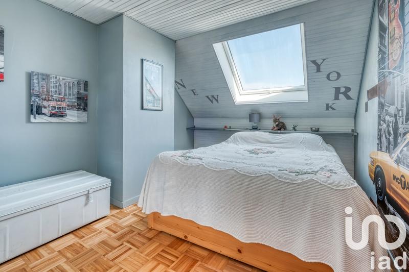 Maison - 187 m² - 8 pièces