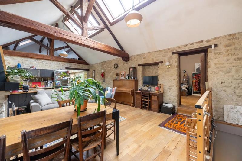 Maison - 140 m² - 5 pièces