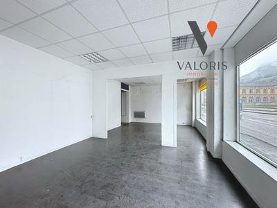 Local commercial - 195 m² - 5 pièces