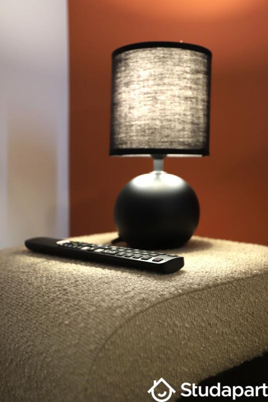 Chambre - 13 m² - 1 pièce