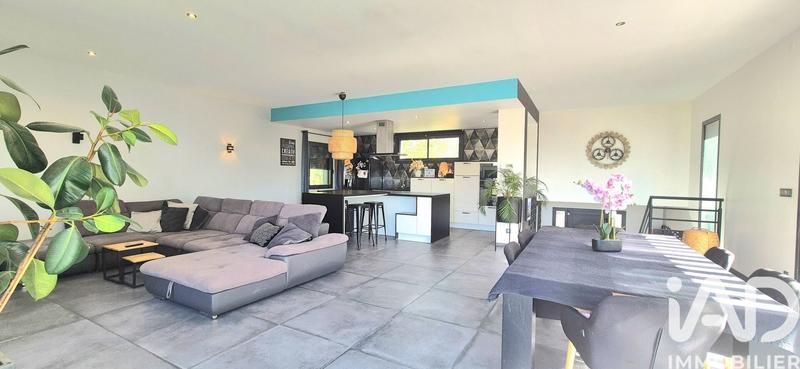 Maison - 150 m² - 5 pièces