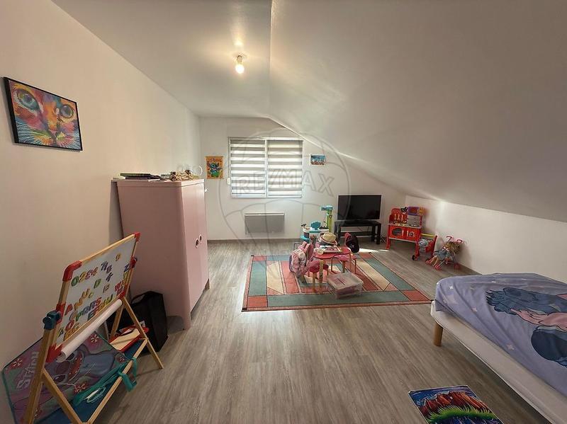 Maison - 140 m² - 5 pièces