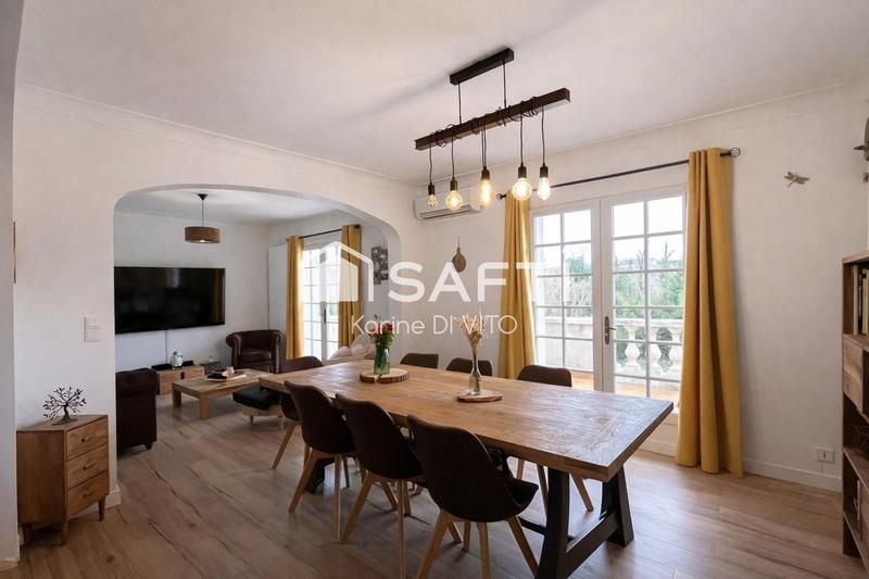 Maison - 203 m² - 8 pièces