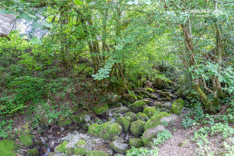 Maison contemporaine - 209 m² - 6 pièces