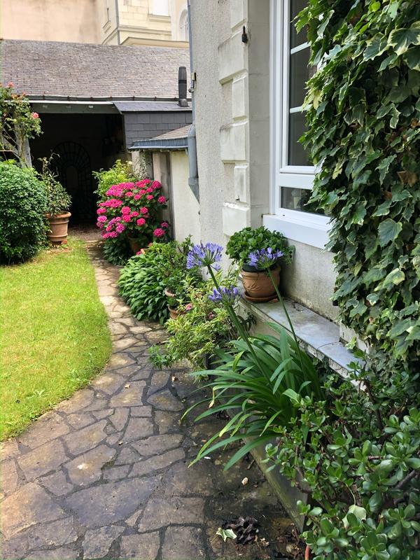 Maison - 250 m² - 10 pièces