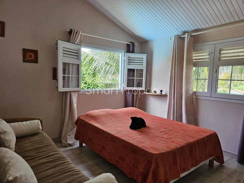 Maison - 98 m² - 3 pièces