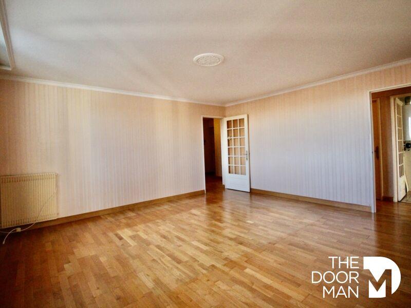 Appartement - 97 m² - 4 pièces