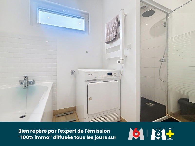 Maison - 189 m² - 9 pièces