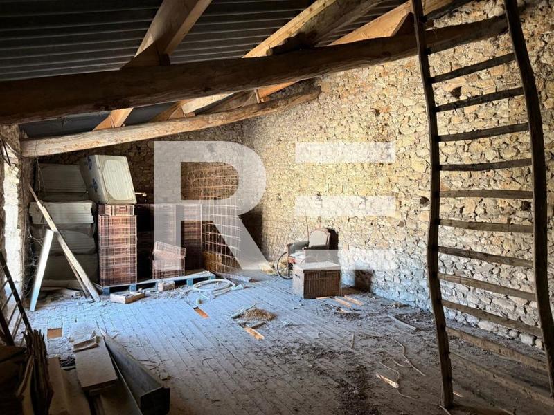 Remise - 140 m² - 4 pièces