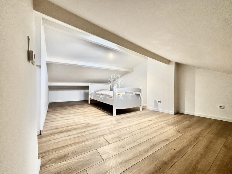 Appartement - 77 m² - 4 pièces