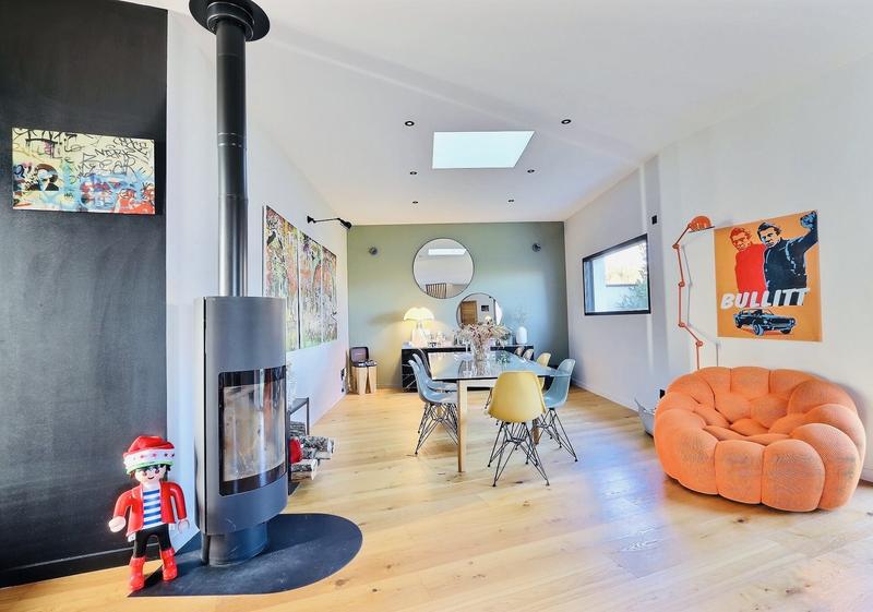 Villa - 250 m² - 9 pièces