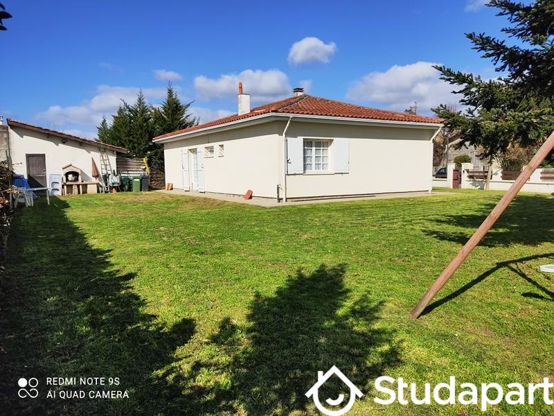 Maison - 100 m² - 1 pièce