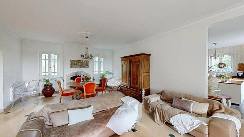 Maison de campagne - 240 m² - 9 pièces