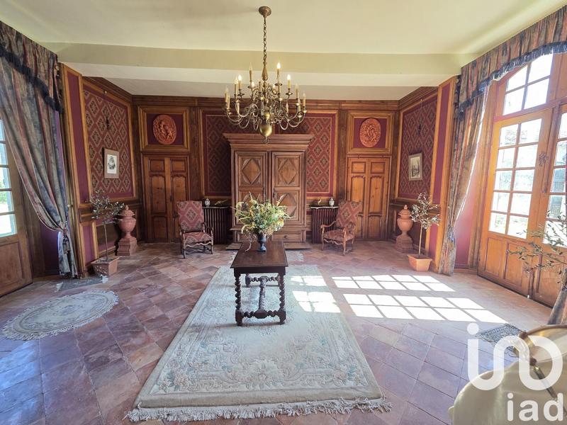 Château - 650 m² - 20 pièces