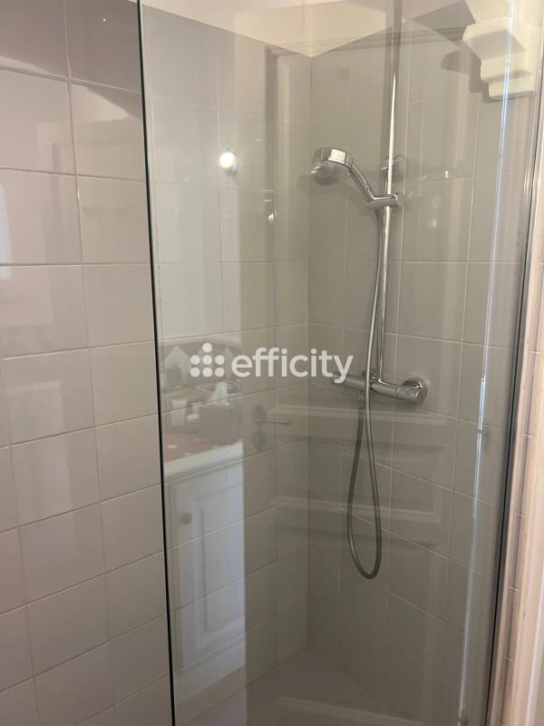 Maison - 80 m² - 5 pièces