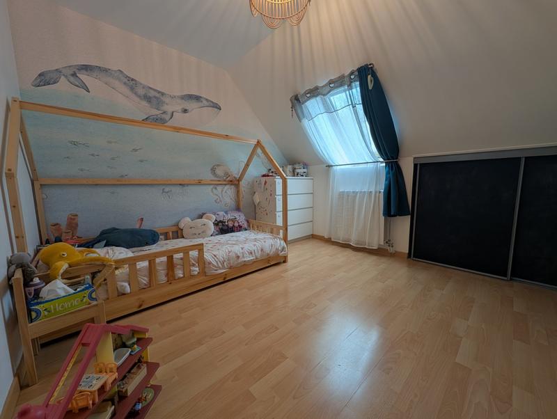 Maison - 85 m² - 5 pièces