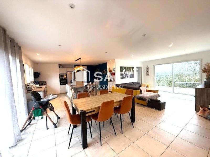 Maison - 122 m² - 4 pièces