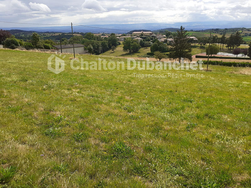 Terrain - 2 700 m²