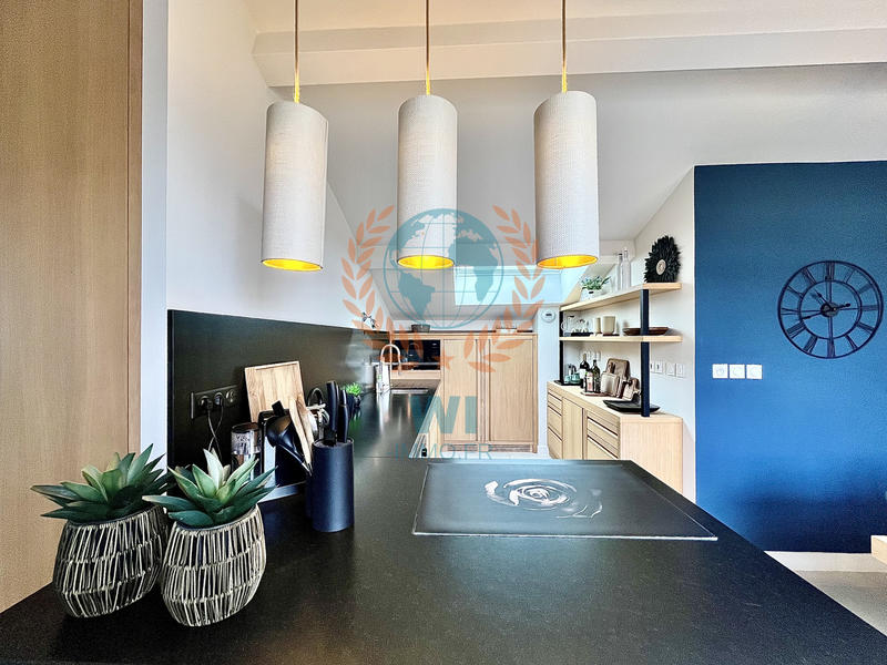 Appartement - 90 m² - 3 pièces