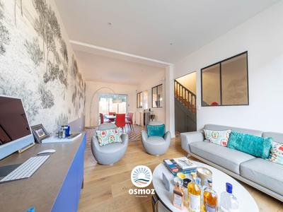 Maison traditionnelle - 99 m² - 4 pièces