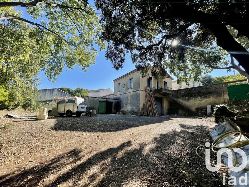 Maison - 380 m² - 15 pièces