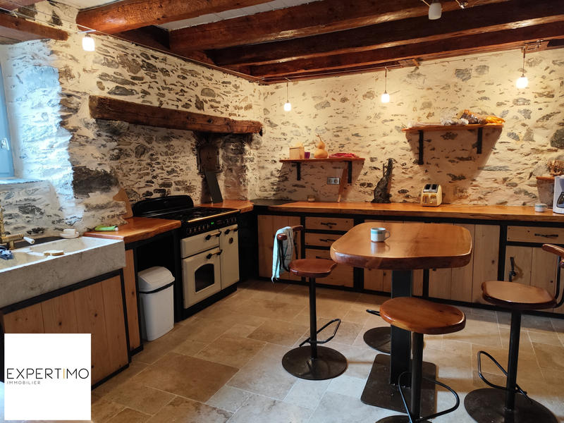 Maison - 190 m² - 5 pièces