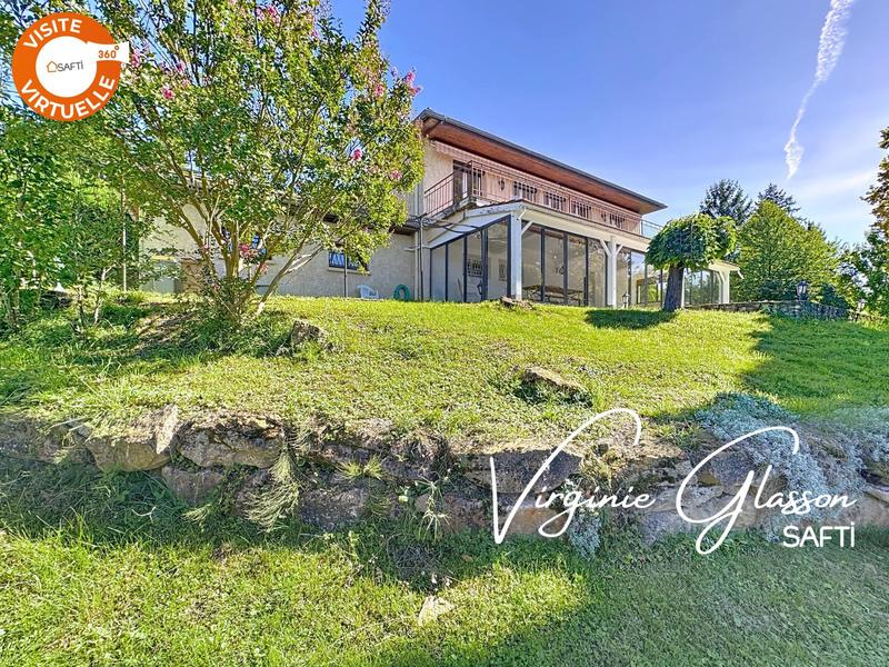 Maison - 197 m² - 7 pièces