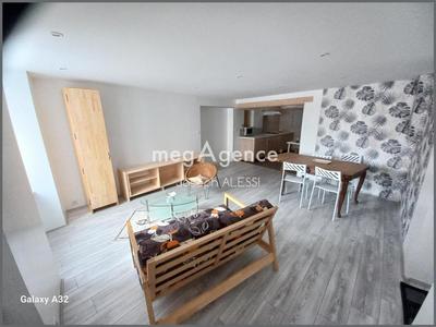 Maison - 183 m² - 7 pièces