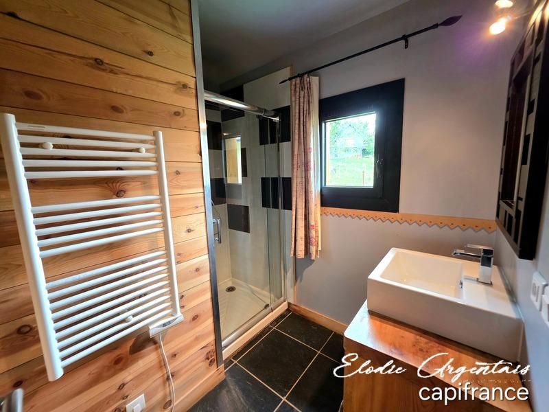 Châlet - 135 m² - 6 pièces