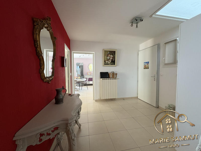 Maison - 180 m² - 6 pièces